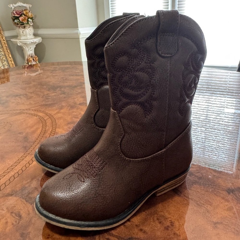 Cat & Jack Brown Poly Cowgirl Boots size 8 Toddler - Picture 2 of 3